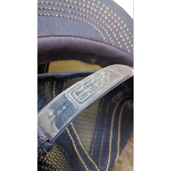 Bandog Vintage Mesh‎ Back Trucker Hat Snapback Cap Vintage 80s Swingster - Picture 4 of 4